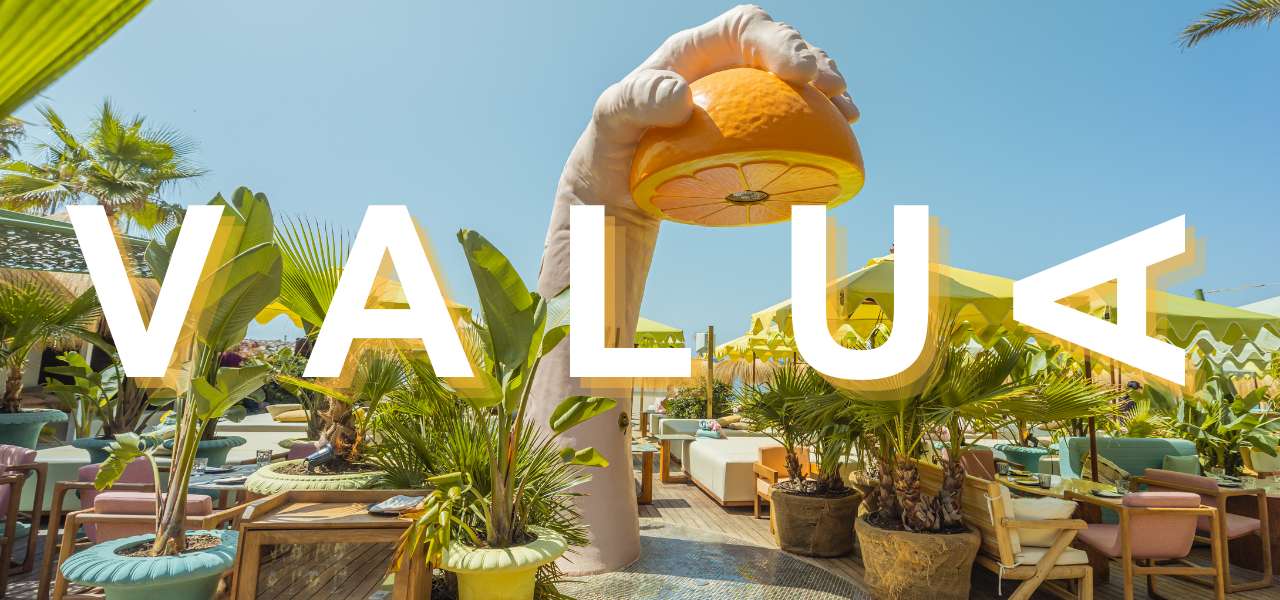 Valua creative production and bespoke artistic figures
